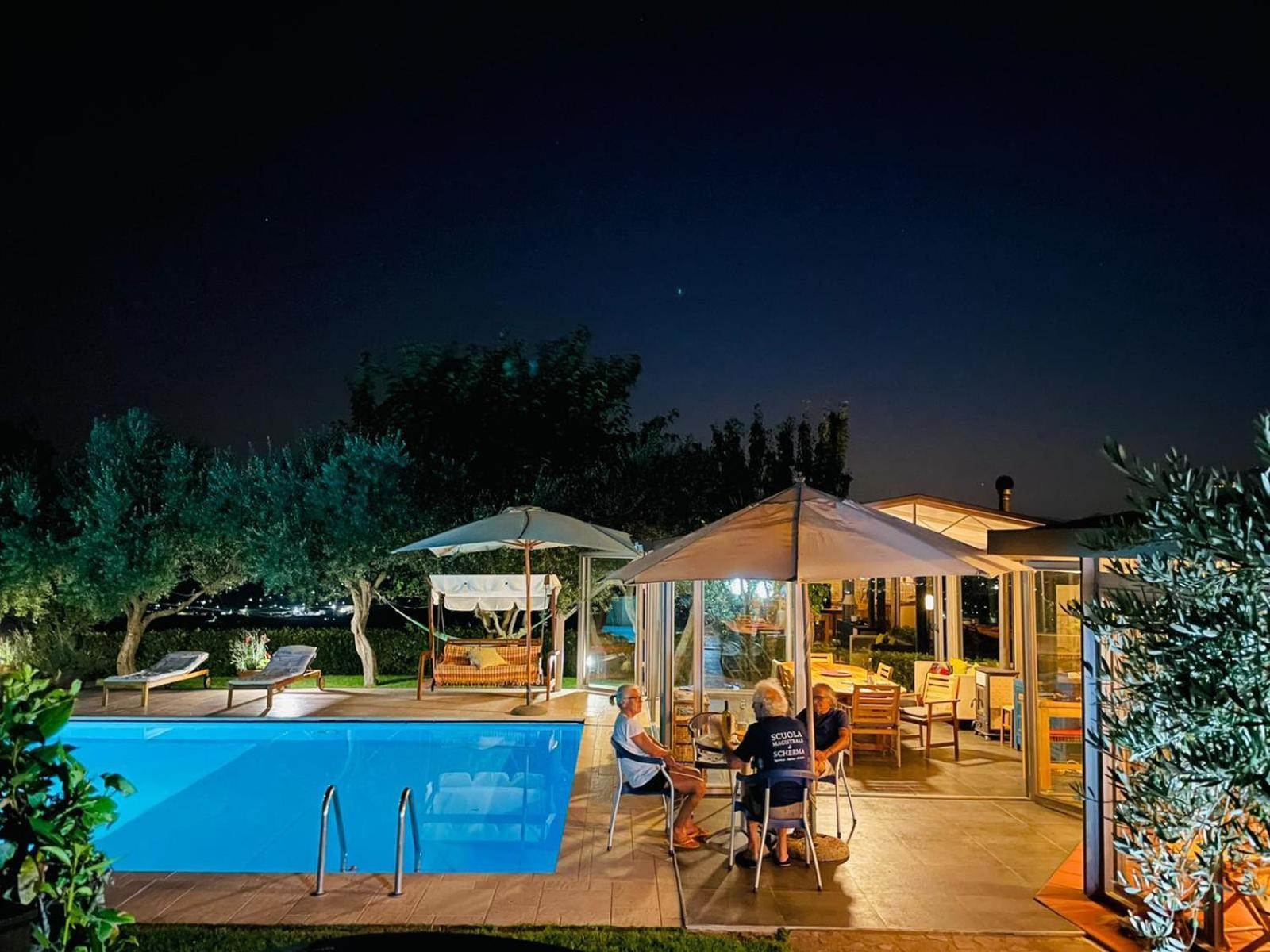 Santo Stefano del Sole Villa Mandetta B&B מראה חיצוני תמונה