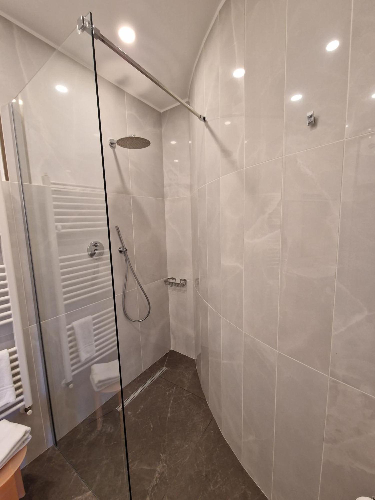 Santo Stefano del Sole Villa Mandetta B&B מראה חיצוני תמונה